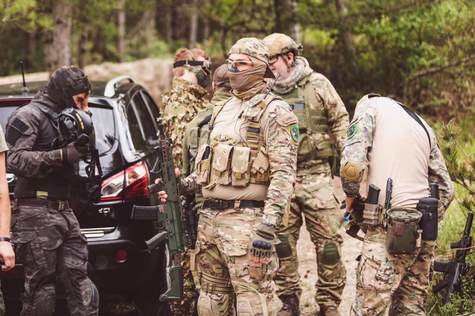 Kültéri airsoft játék a West Gate terepén