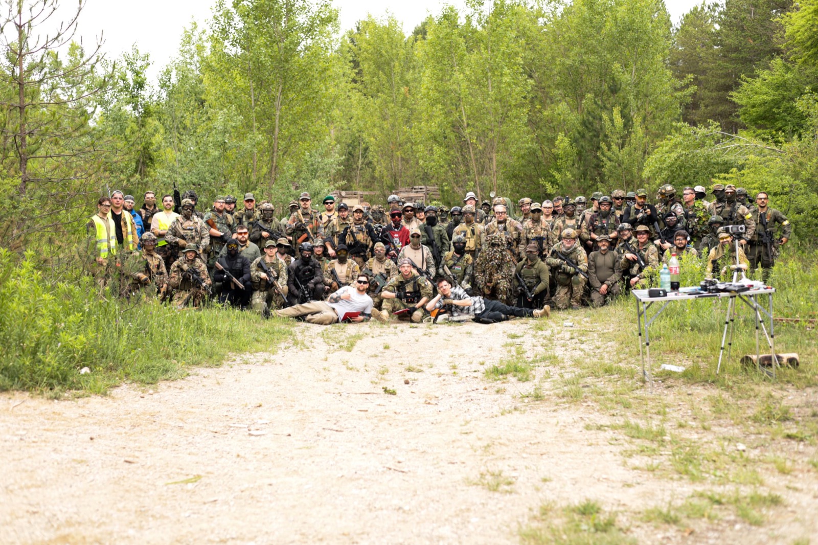 Kültéri airsoft játék a West Gate terepén