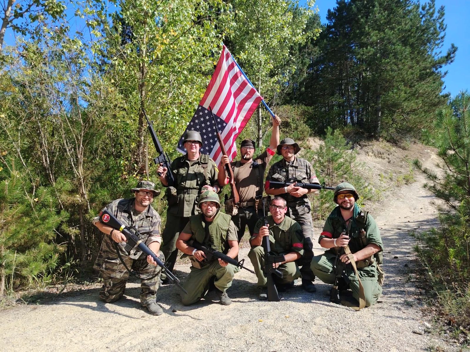 Kültéri airsoft játék a West Gate terepén